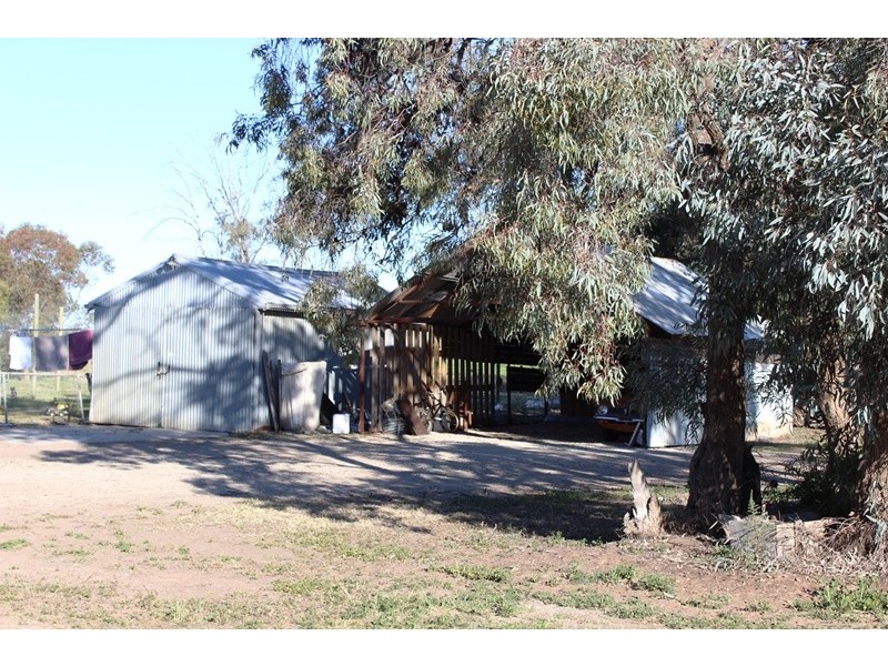 5083 Murray Valley Highway, Swan Hill VIC 3585
