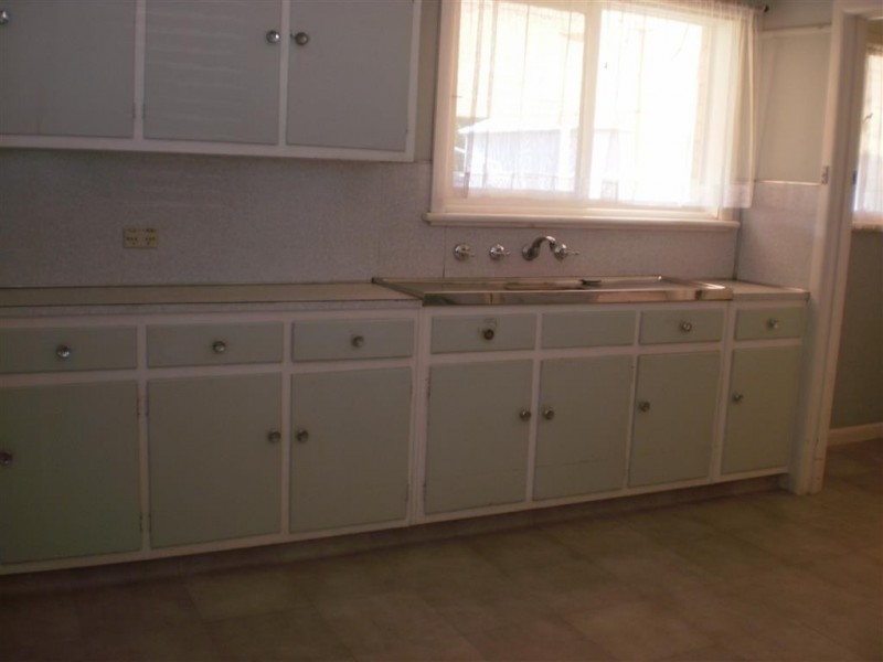 10 Nelson Pde, St Arnaud VIC 3478