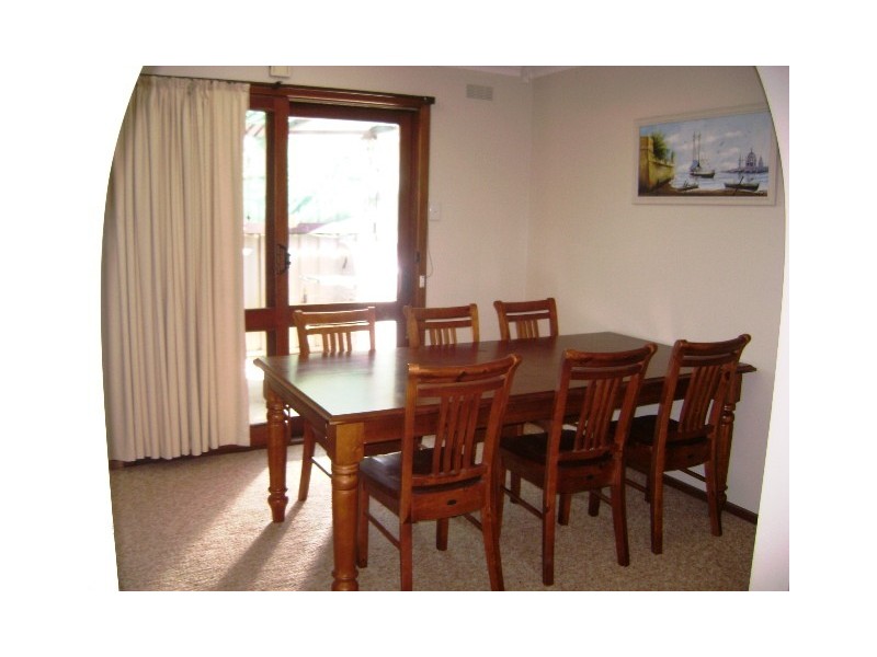 10 Loddon Crescent, Kerang VIC 3579