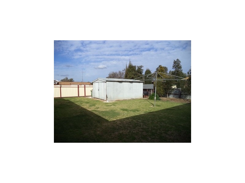 12 Riverwood Drive, Kerang VIC 3579
