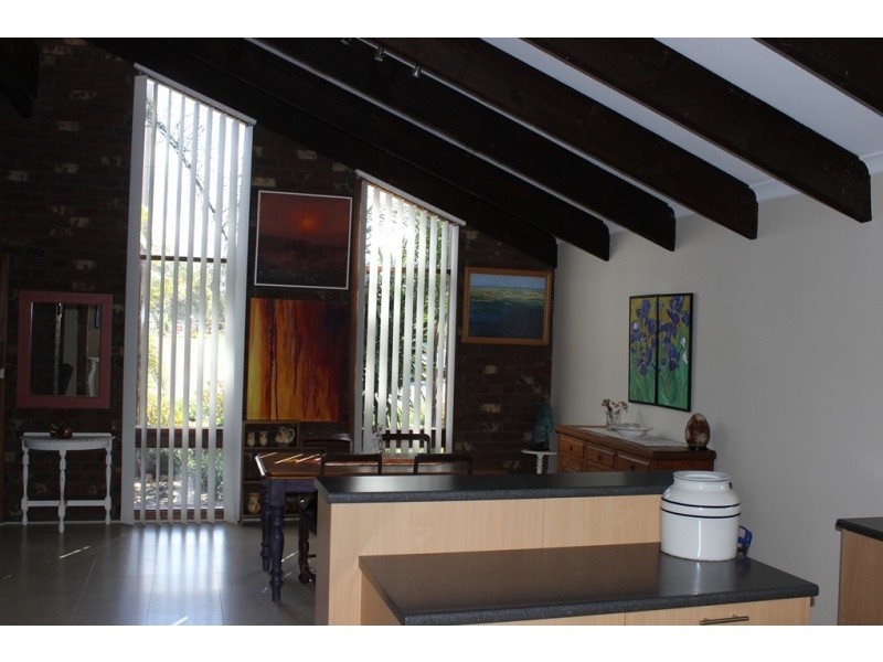 9 King Street, Swan Hill VIC 3585