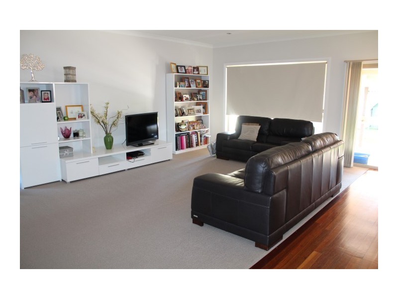 14 Monash Drive, Benalla VIC 3672