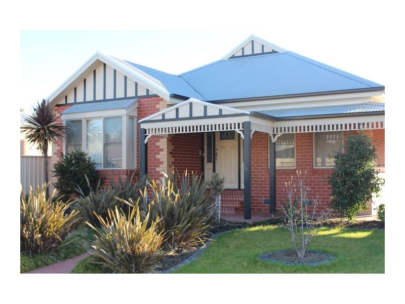 14 Monash Drive, Benalla VIC 3672