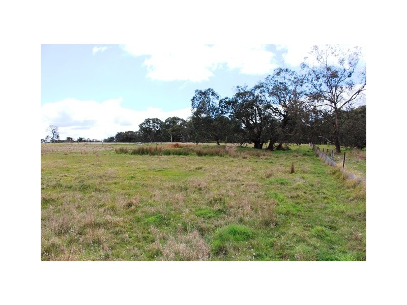 7 Hill Close, Ruffy VIC 3666