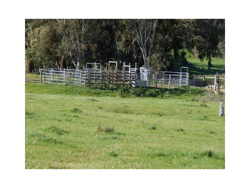 436 Watchbox Creek Rd, Molyullah VIC 3673