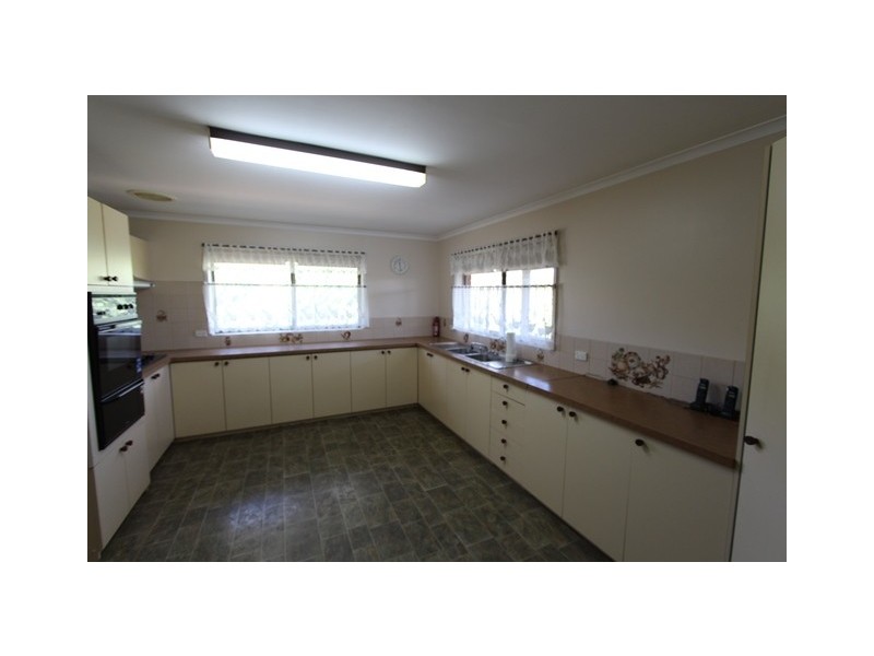 13 Pendlebury Street, Alexandra VIC 3714