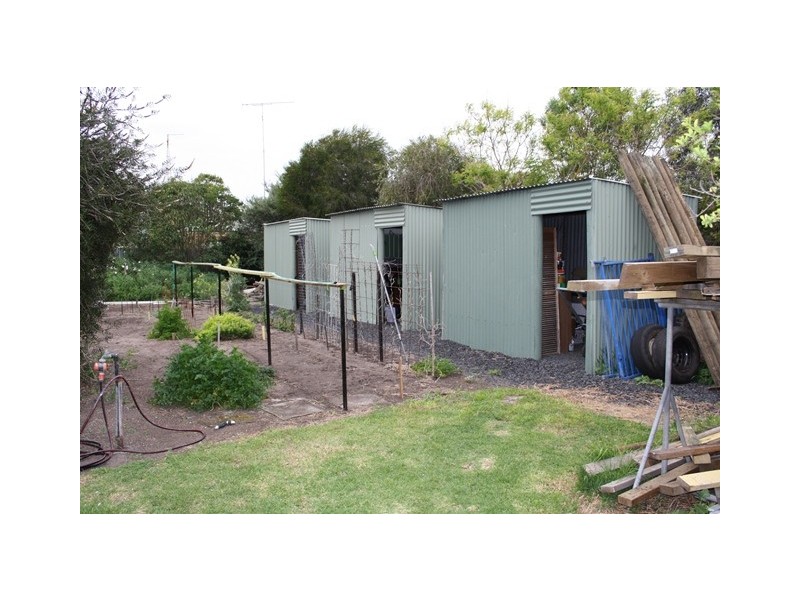 4 Elizabeth St, Edenhope VIC 3318