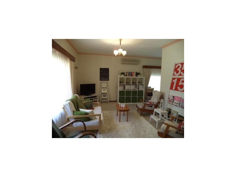 102 Victoria Street, Kerang VIC 3579