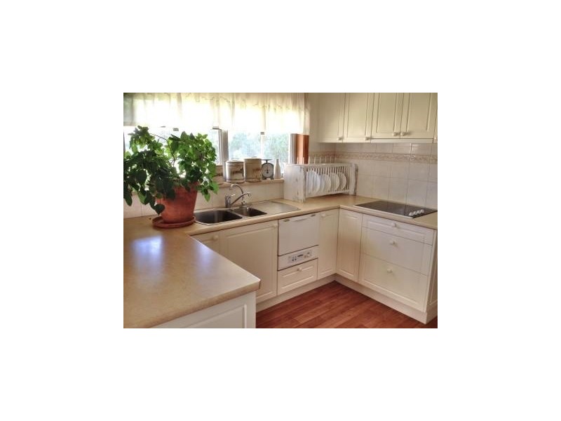 102 Victoria Street, Kerang VIC 3579