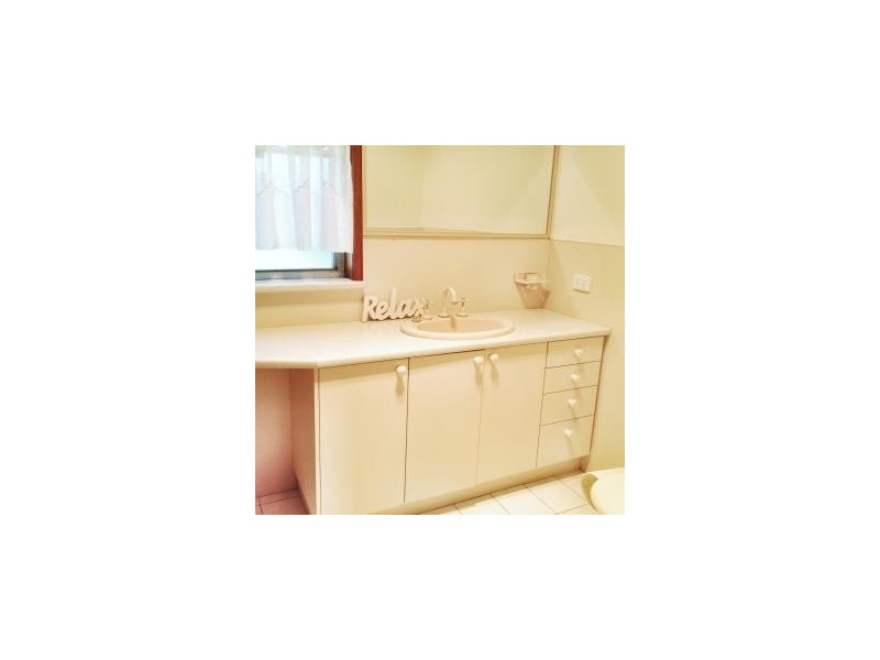 102 Victoria Street, Kerang VIC 3579