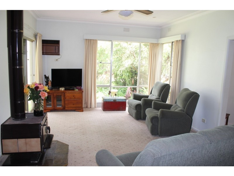 16 Woolstons Lane, Swan Hill VIC 3585