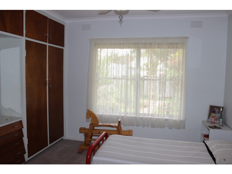 16 Woolstons Lane, Swan Hill VIC 3585