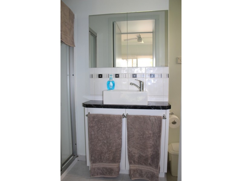 16 Woolstons Lane, Swan Hill VIC 3585