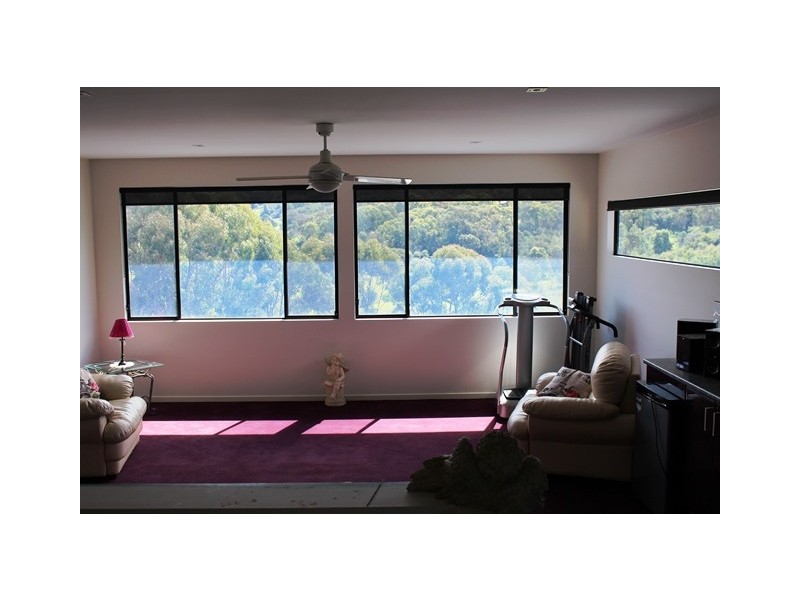 22 Shannon Court, Eildon VIC 3713