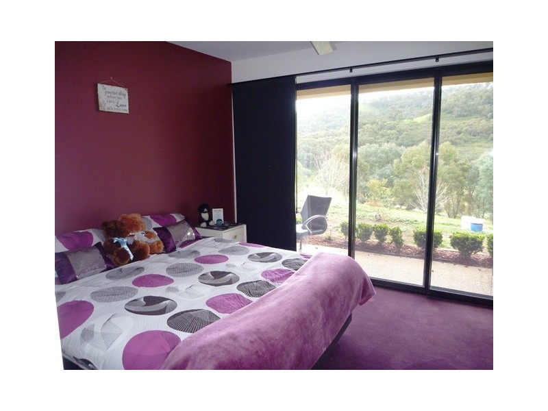 22 Shannon Court, Eildon VIC 3713