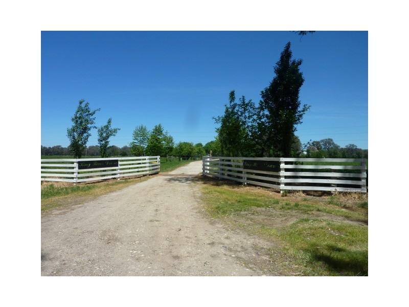 650 Oxley Flats Road, Oxley Flats VIC 3678