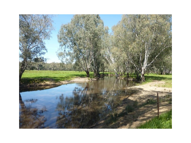 650 Oxley Flats Road, Oxley Flats VIC 3678