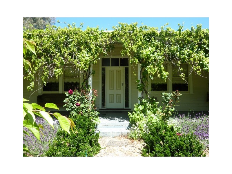 650 Oxley Flats Road, Oxley Flats VIC 3678