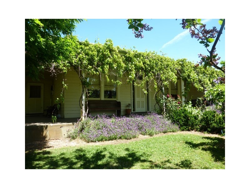 650 Oxley Flats Road, Oxley Flats VIC 3678