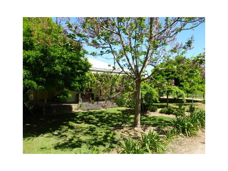 650 Oxley Flats Road, Oxley Flats VIC 3678