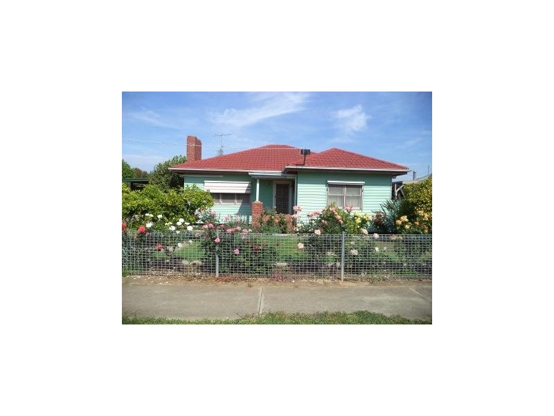 216 Westblade Avenue, Kerang VIC 3579