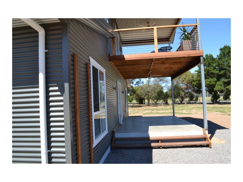 8 Silva Drive, Benalla VIC 3672