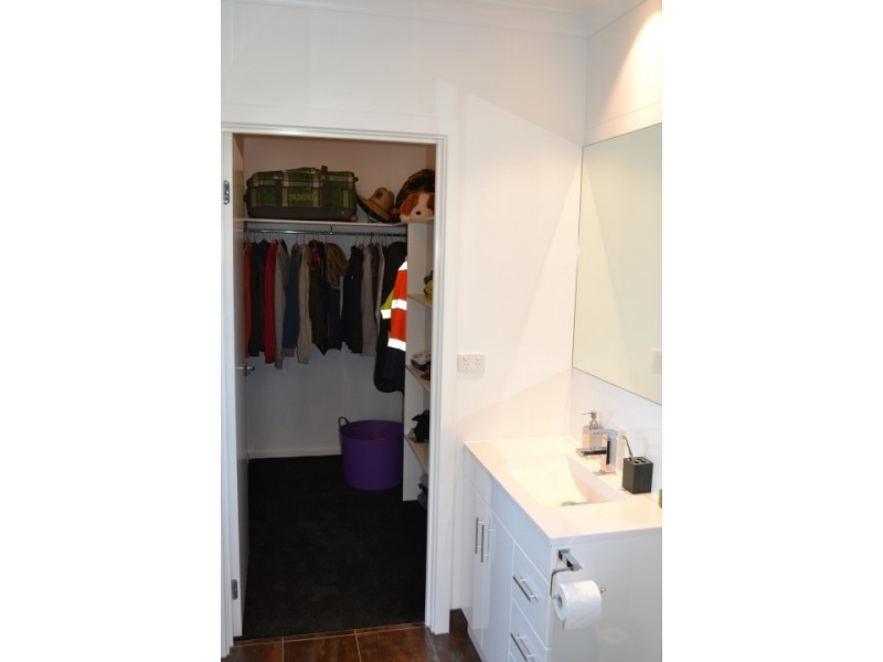 8 Silva Drive, Benalla VIC 3672