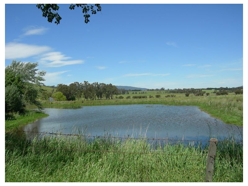 104-106 Bleases Lane, Yarra Glen VIC 3775