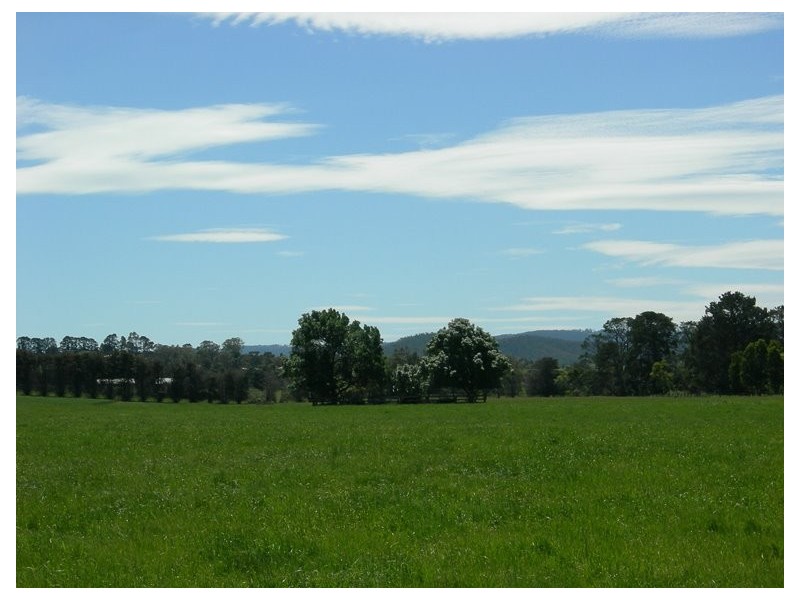 104-106 Bleases Lane, Yarra Glen VIC 3775