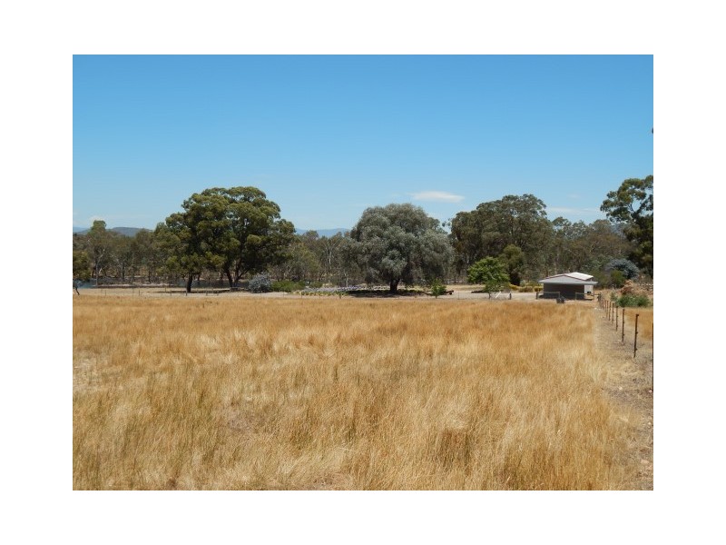 928 Mansfield Rd, Benalla VIC 3672