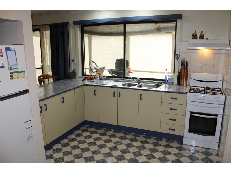 215 Ryans Road, Coongulla VIC 3860