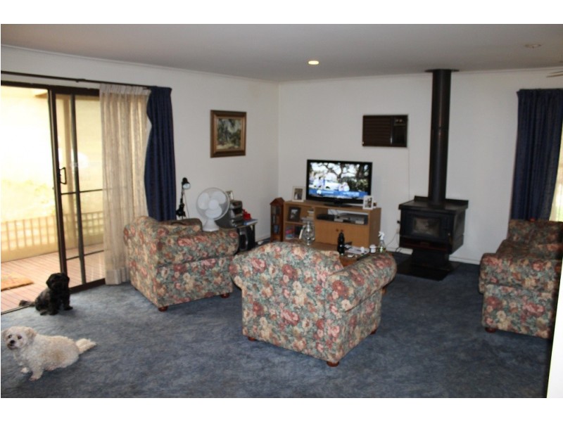 215 Ryans Road, Coongulla VIC 3860