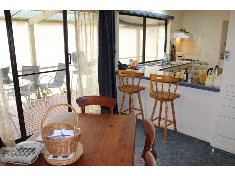 215 Ryans Road, Coongulla VIC 3860