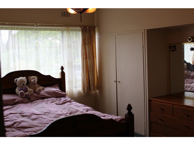 23 Mary Street, Heyfield VIC 3858