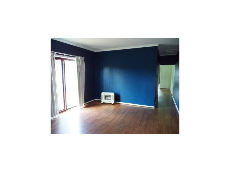 16 Murray Street, Kerang VIC 3579