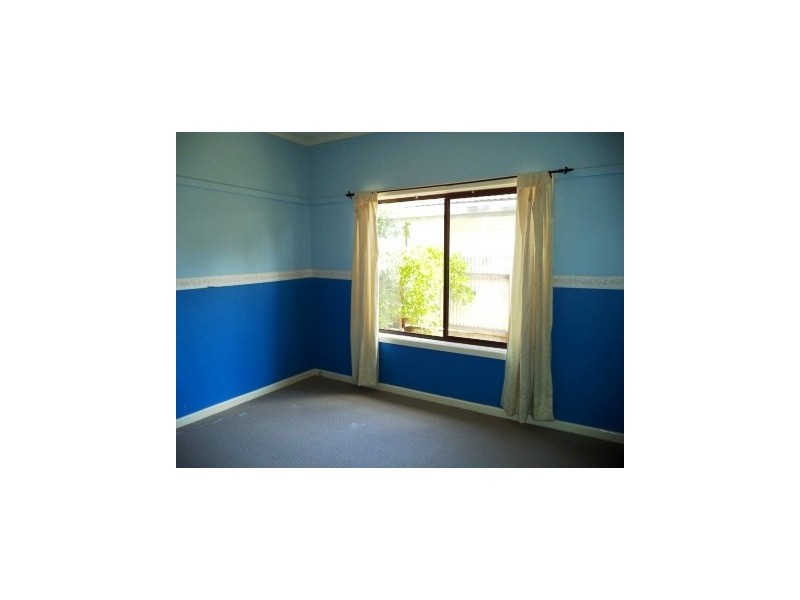 16 Murray Street, Kerang VIC 3579