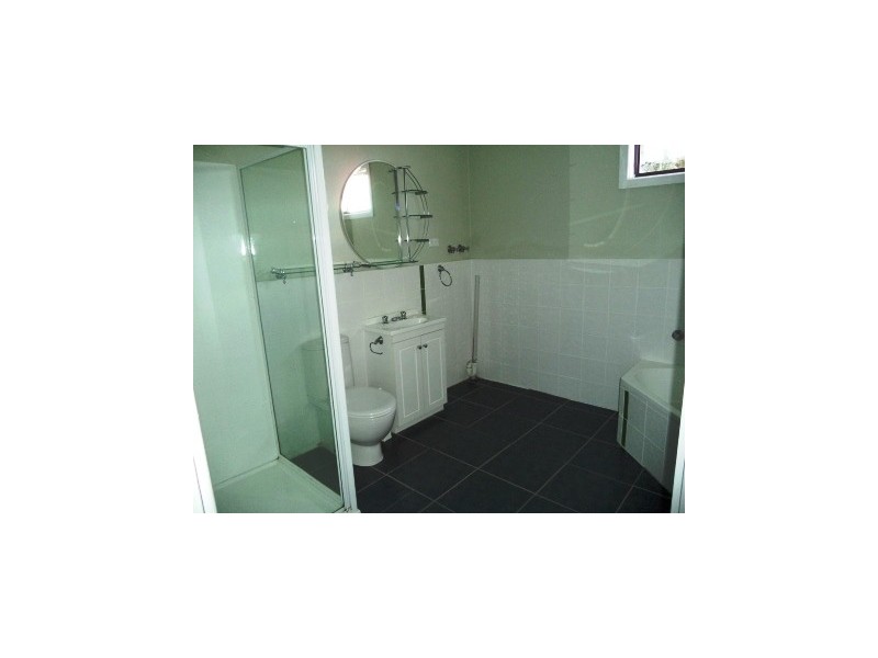 16 Murray Street, Kerang VIC 3579