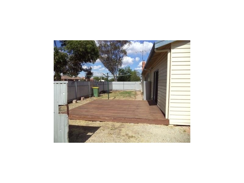 16 Murray Street, Kerang VIC 3579