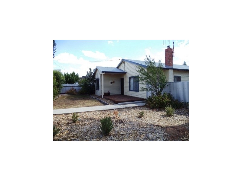 16 Murray Street, Kerang VIC 3579