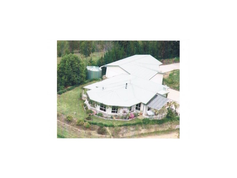 11 Shannon Court, Eildon VIC 3713