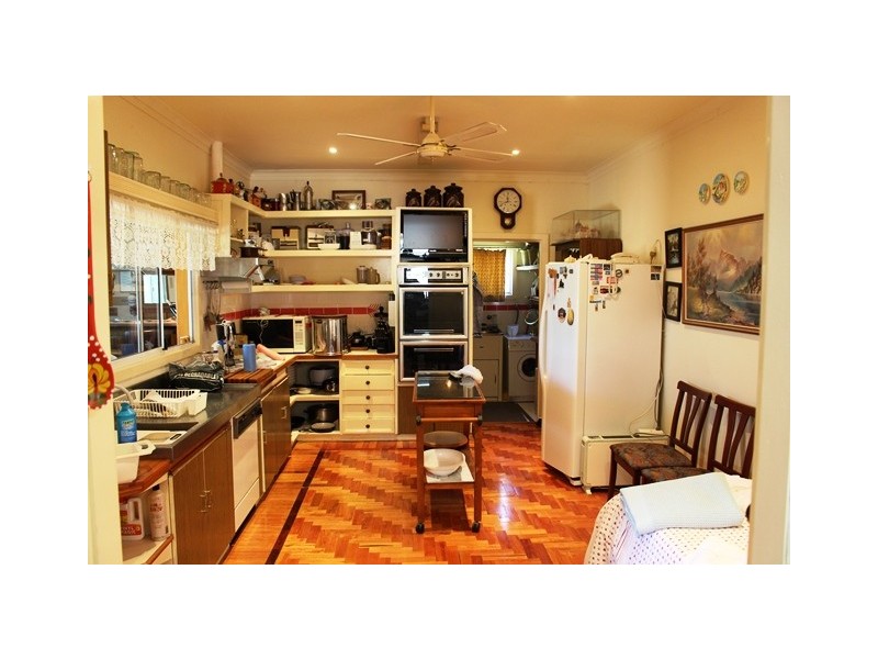 11 Shannon Court, Eildon VIC 3713