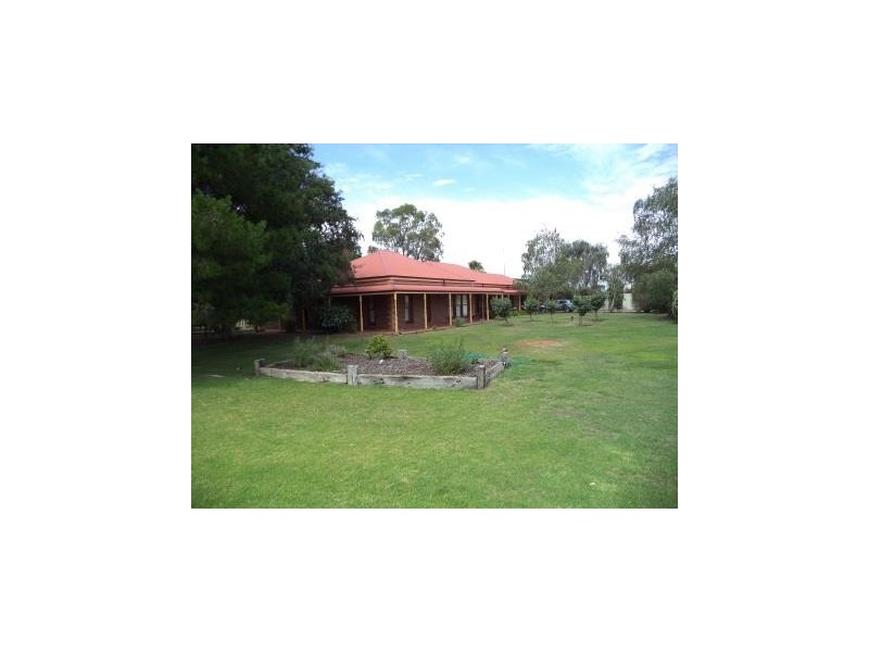 3 Franke Road, Kerang VIC 3579