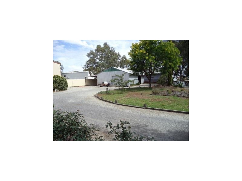 3 Franke Road, Kerang VIC 3579