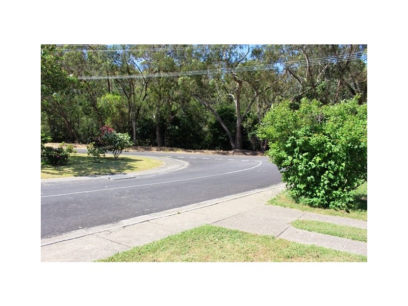 14 Hill Court, Eildon VIC 3713