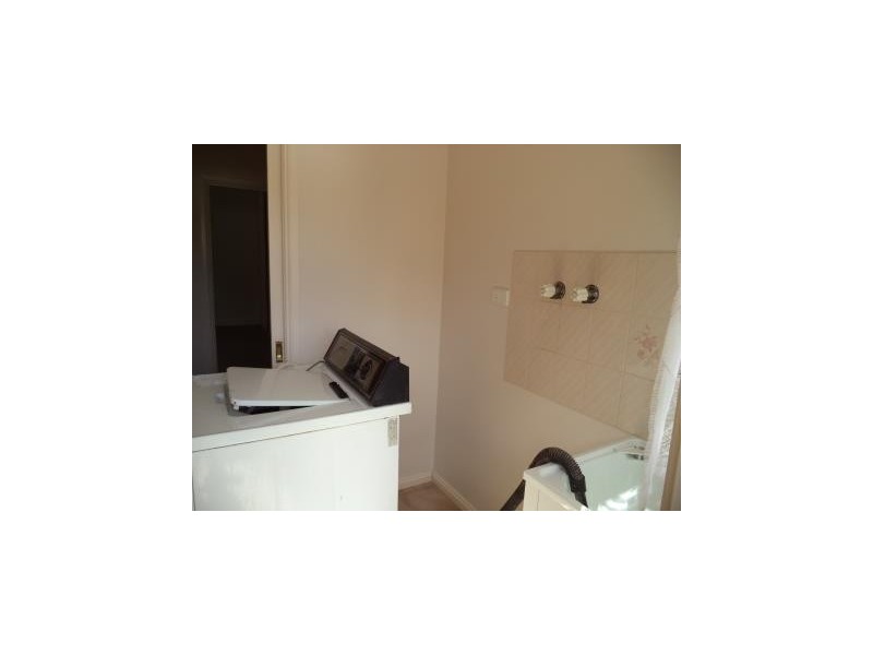 Unit 3/64 Fitzroy, Kerang VIC 3579