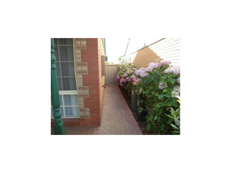 Unit 3/64 Fitzroy, Kerang VIC 3579