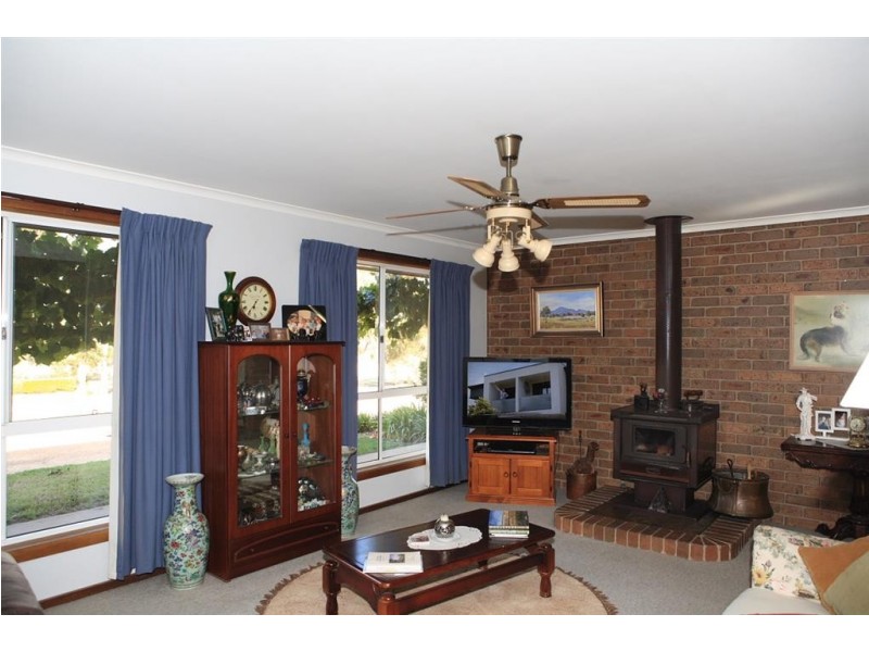 48 Dunn Road, Stawell VIC 3380