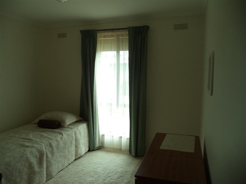 Unit 2/53 Shadforth Street, Kerang VIC 3579