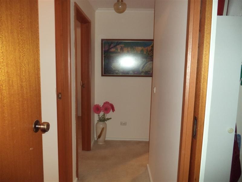 Unit 2/53 Shadforth Street, Kerang VIC 3579