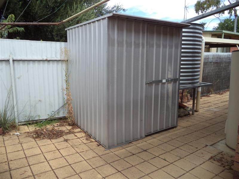 Unit 2/53 Shadforth Street, Kerang VIC 3579